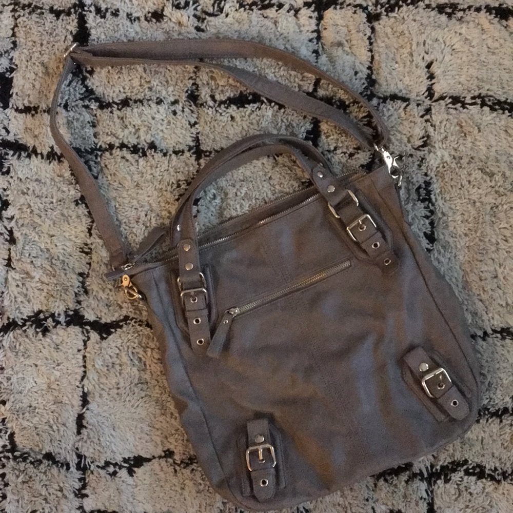Deena & Ozzy Zippered Tote Bag